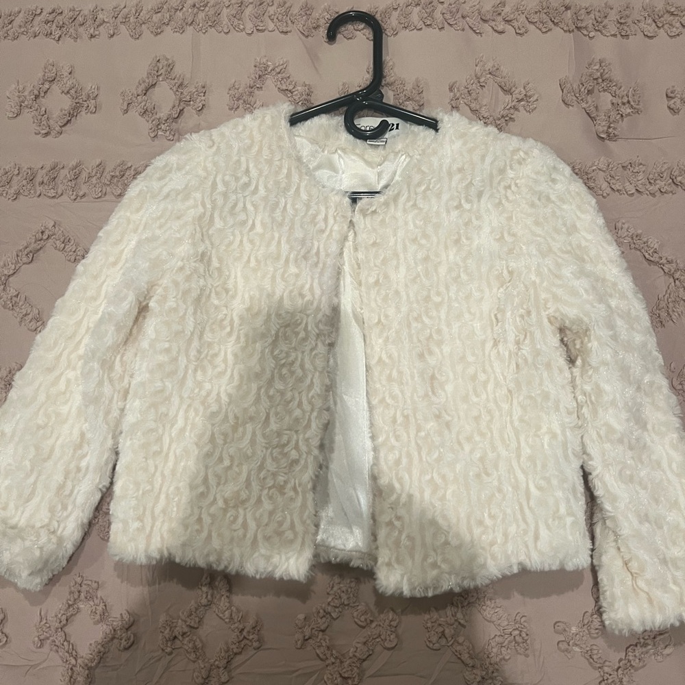 H&M Ivory Textured Faux Fur Jacket